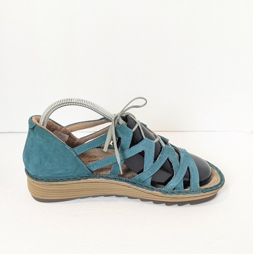 Naot Yarrow lace up sandals - Picture 11 of 16